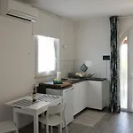 公寓式酒店 L' Aia Di Carinda R.t.a. 格罗塞托